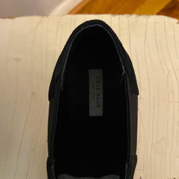 Like New! Black Suede Cole Haan Smithson Bootie, size 8.5 - Picture 4 of 5